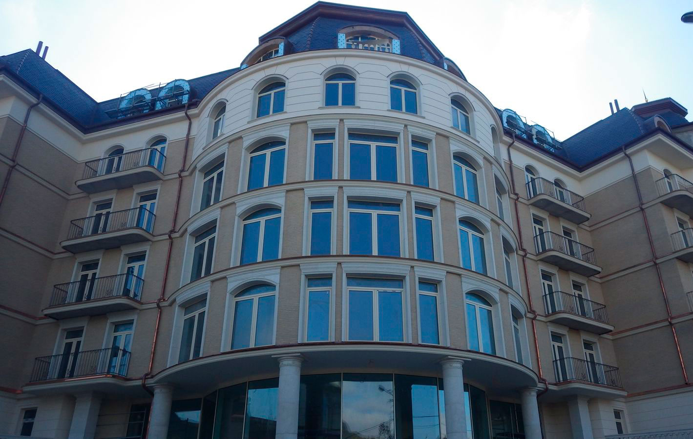 Renaissance Residence 