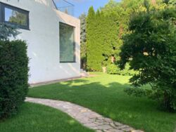 ������ �������. �����, �����-�����, 330�2. ���� 44