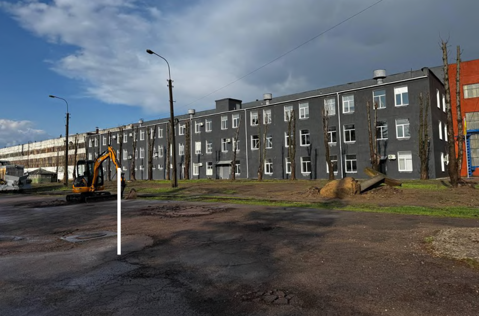 Терміново сдам 5000кв.м. приміщення у індустріальному парку Кіровоградської обл. фото 1 Терміново сдам 5000кв.м. приміщення у індустріальному парку Кіровоградської обл. фото 1