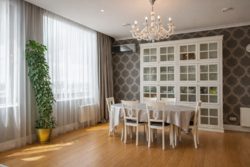 �� ������� ��������� 10000�� 400� + ������� 200�2(�� �������������) ���� 6