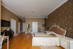 �� ������� ��������� 10000�� 400� + ������� 200�2(�� �������������) ���� 31