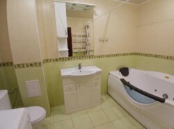 Продаж 4-х кімнатної квартири в Центрі міста. Гарний стан. фото 15 Продаж 4-х кімнатної квартири в Центрі міста. Гарний стан. фото 15