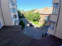 Продаж 4-х кімнатної квартири в Центрі міста. Гарний стан. фото 10 Продаж 4-х кімнатної квартири в Центрі міста. Гарний стан. фото 10