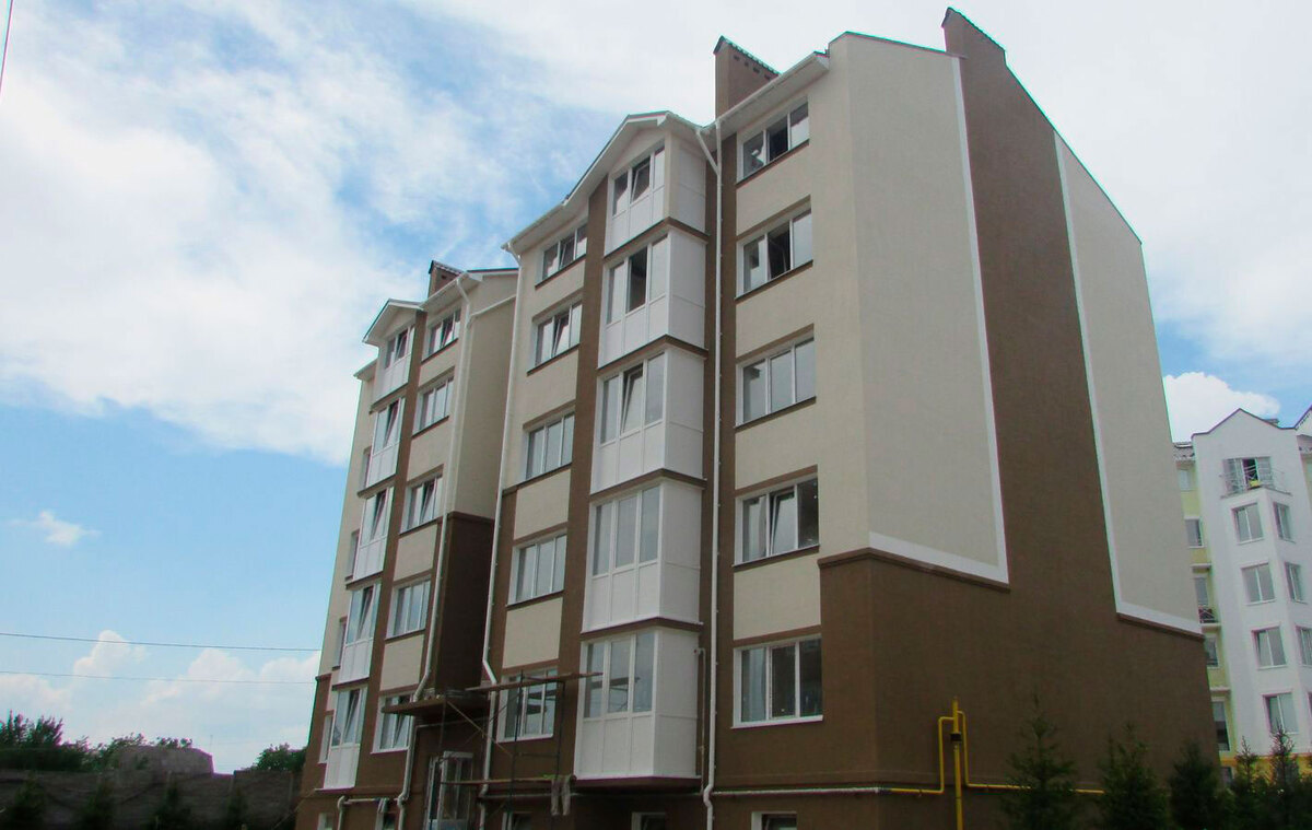 ����� ³���� ����