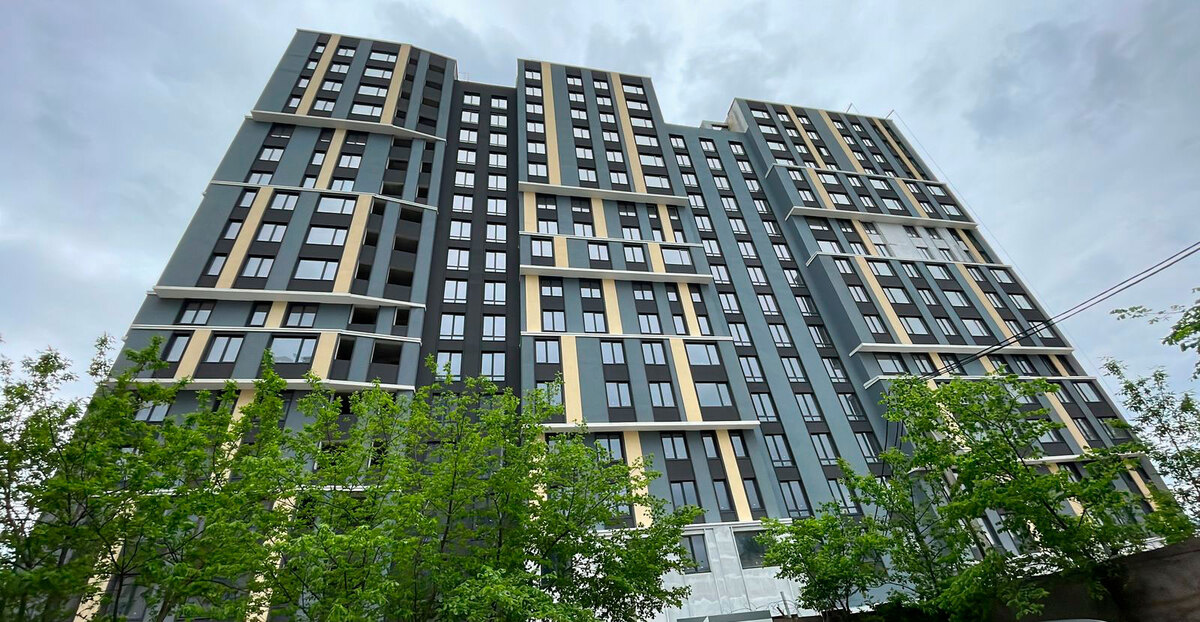 One House ����