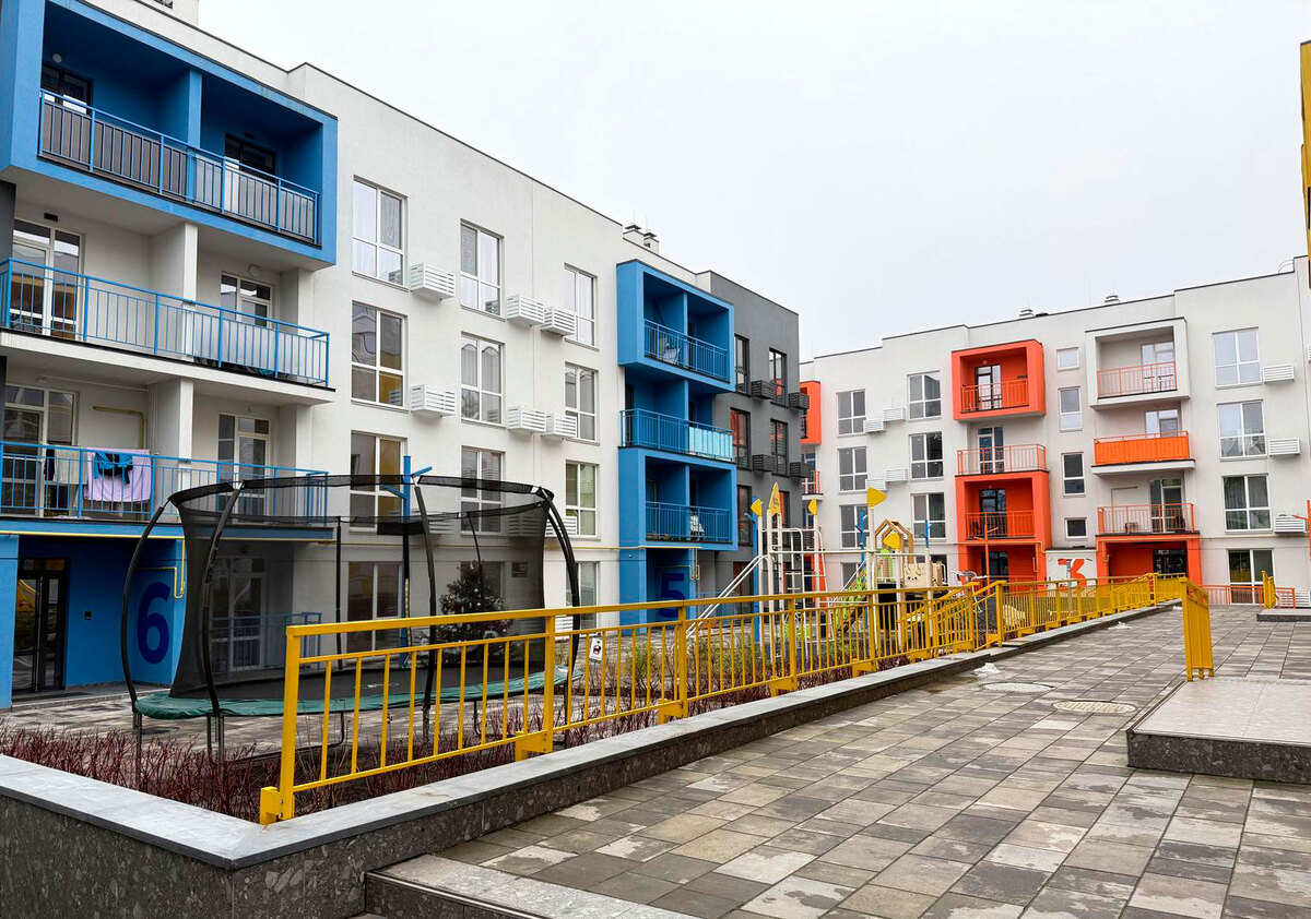 Art Misto ����