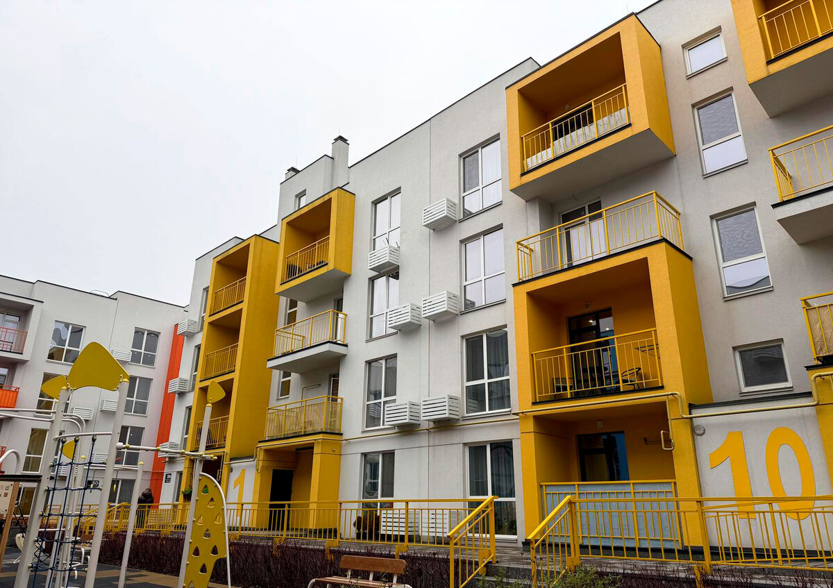 Art Misto ����