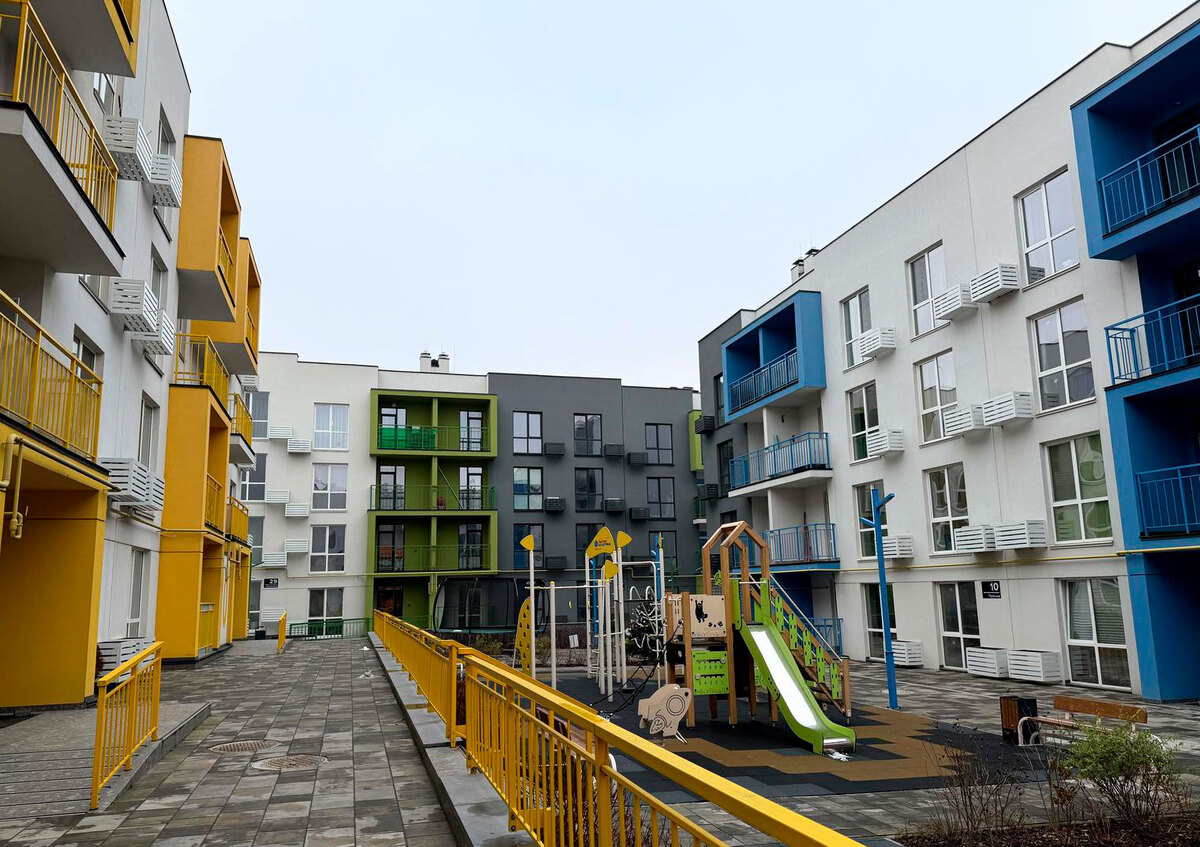 Art Misto ����