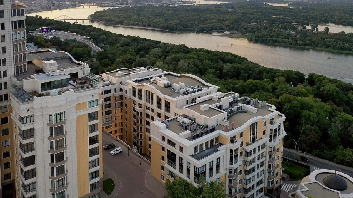 �� �� ������������ 9-� ����