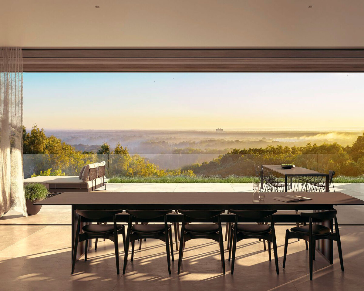 Lion Hills ����