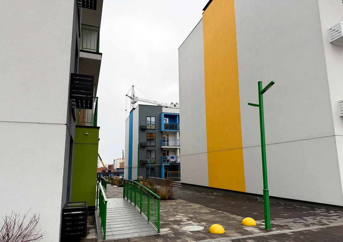 Art Misto ����