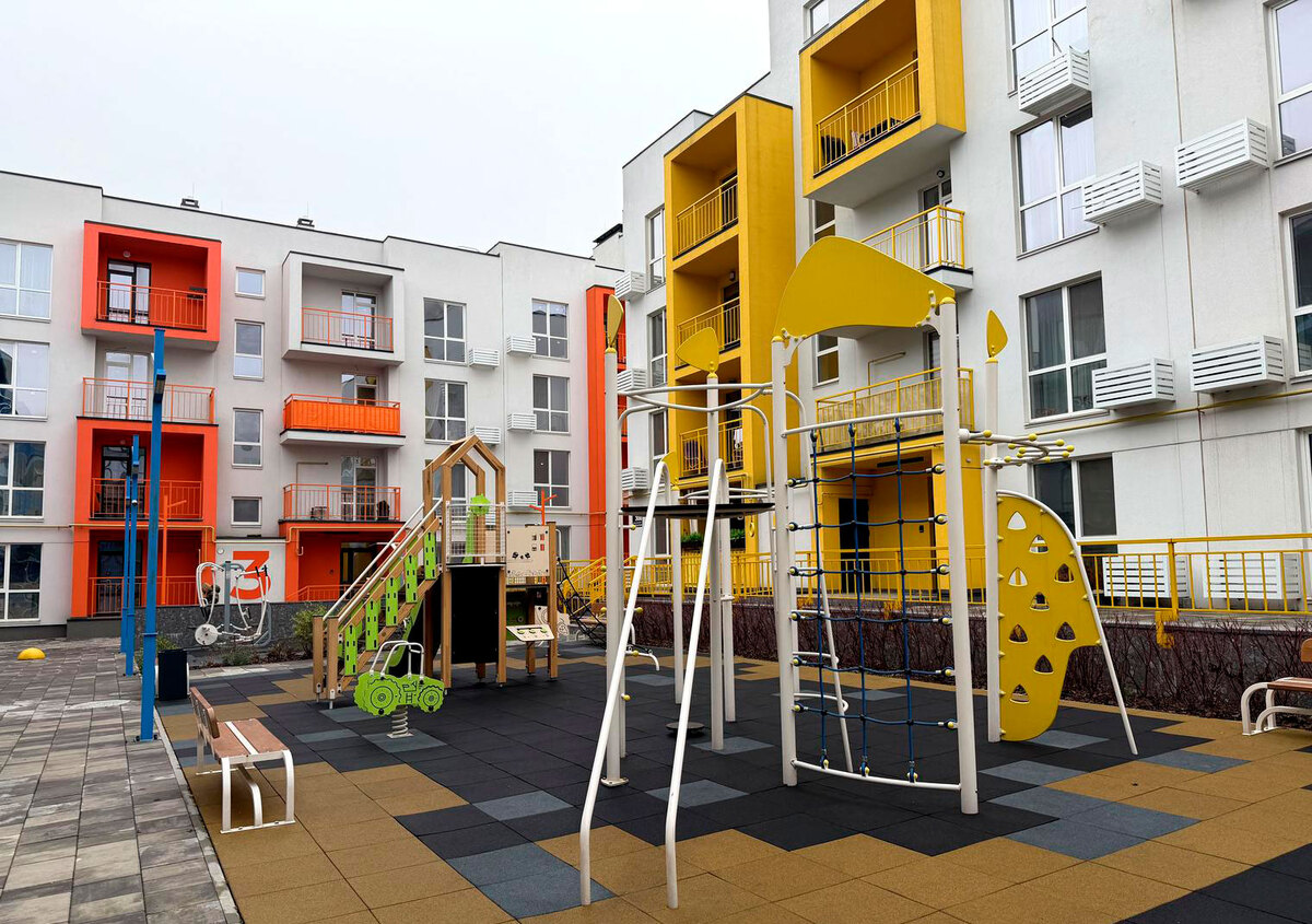 Art Misto ����