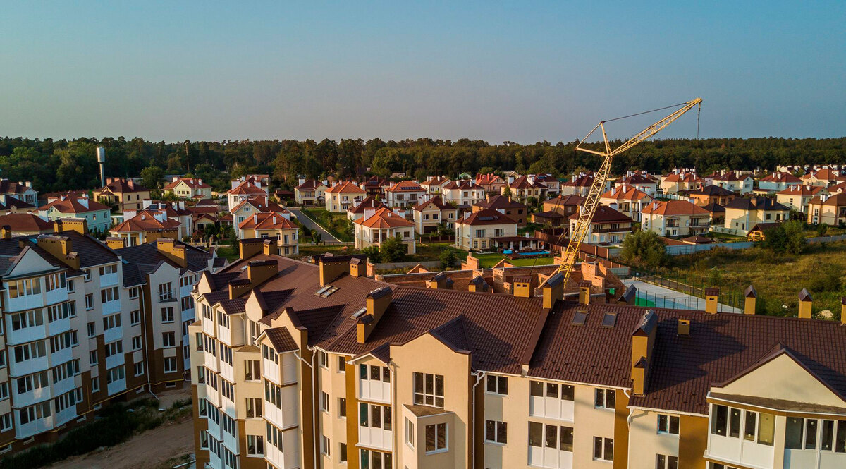 ����� ³���� ����