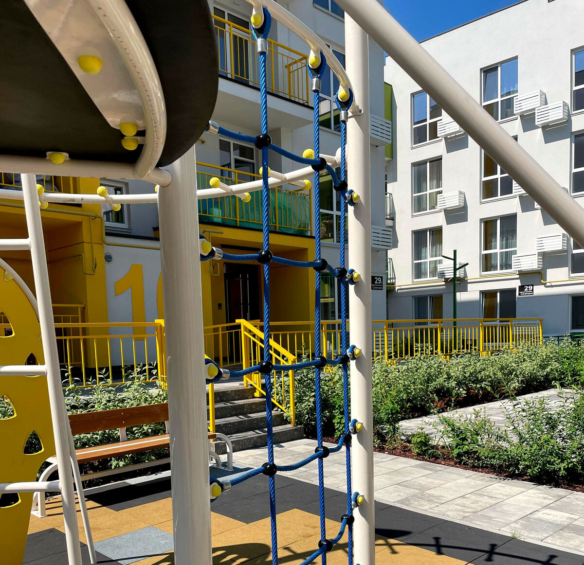 Art Misto ����