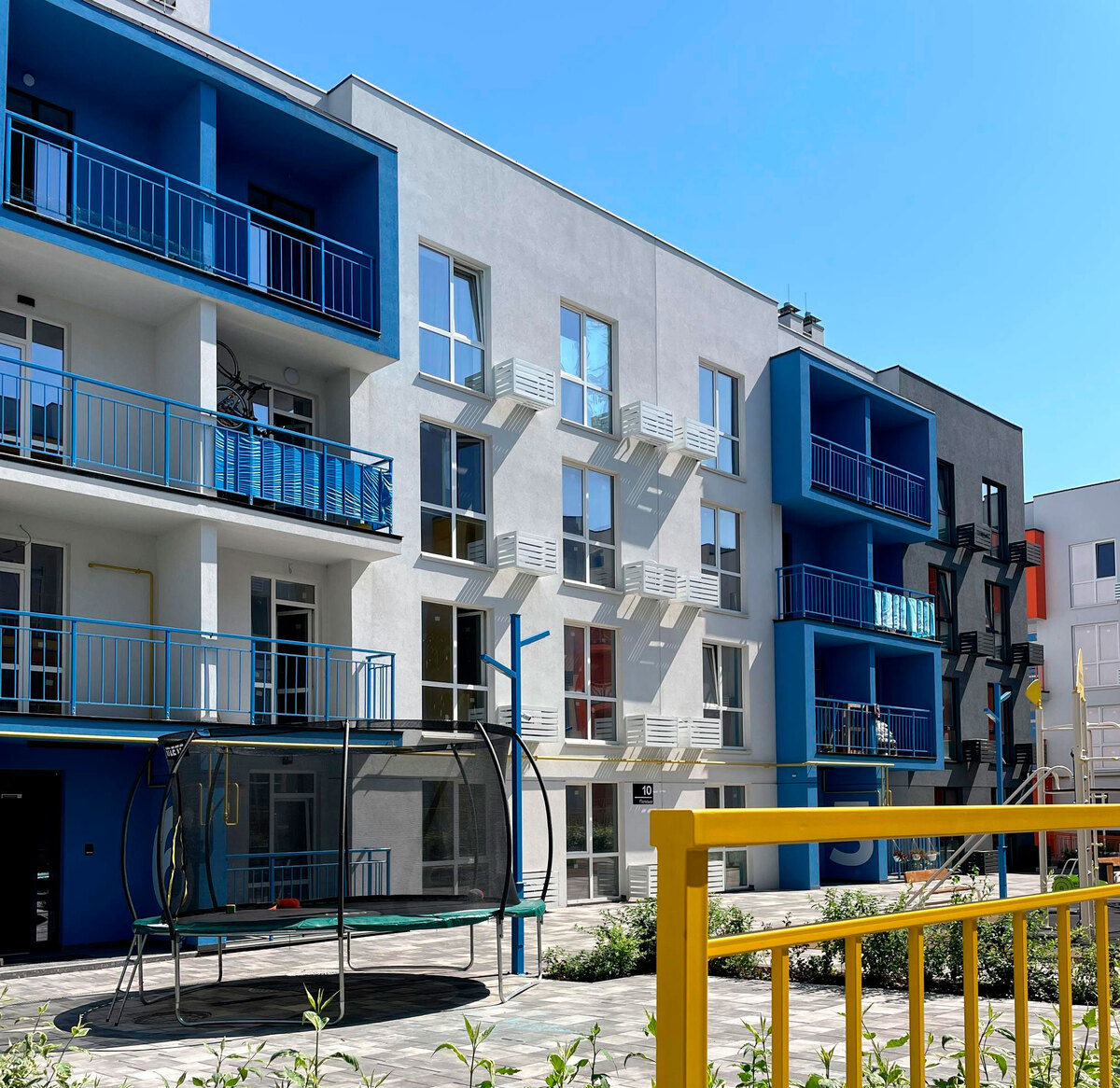 Art Misto ����