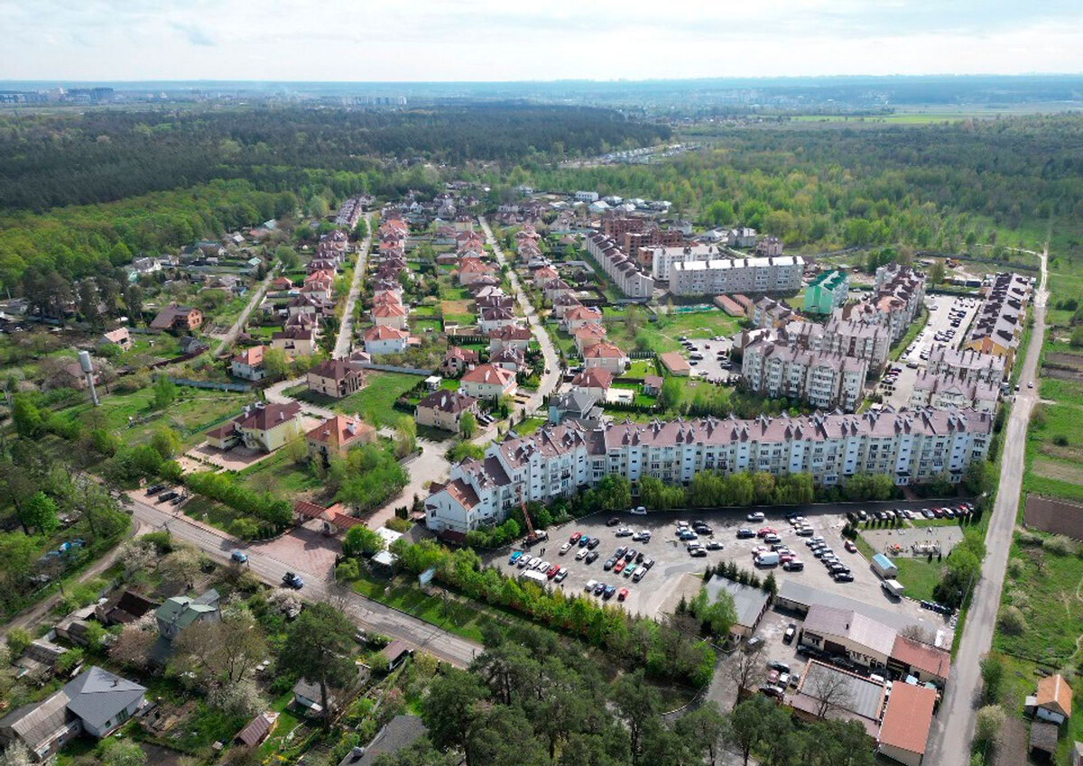 ����� ³���� ����