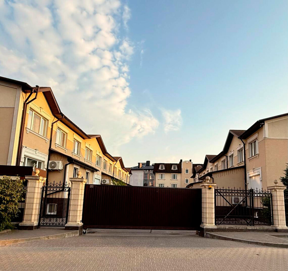 Cappuc�ino House ����