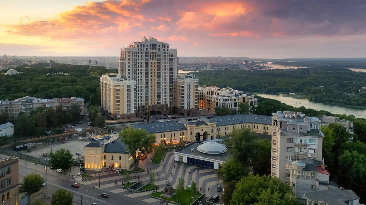 �� �� ������������ 9-� ����