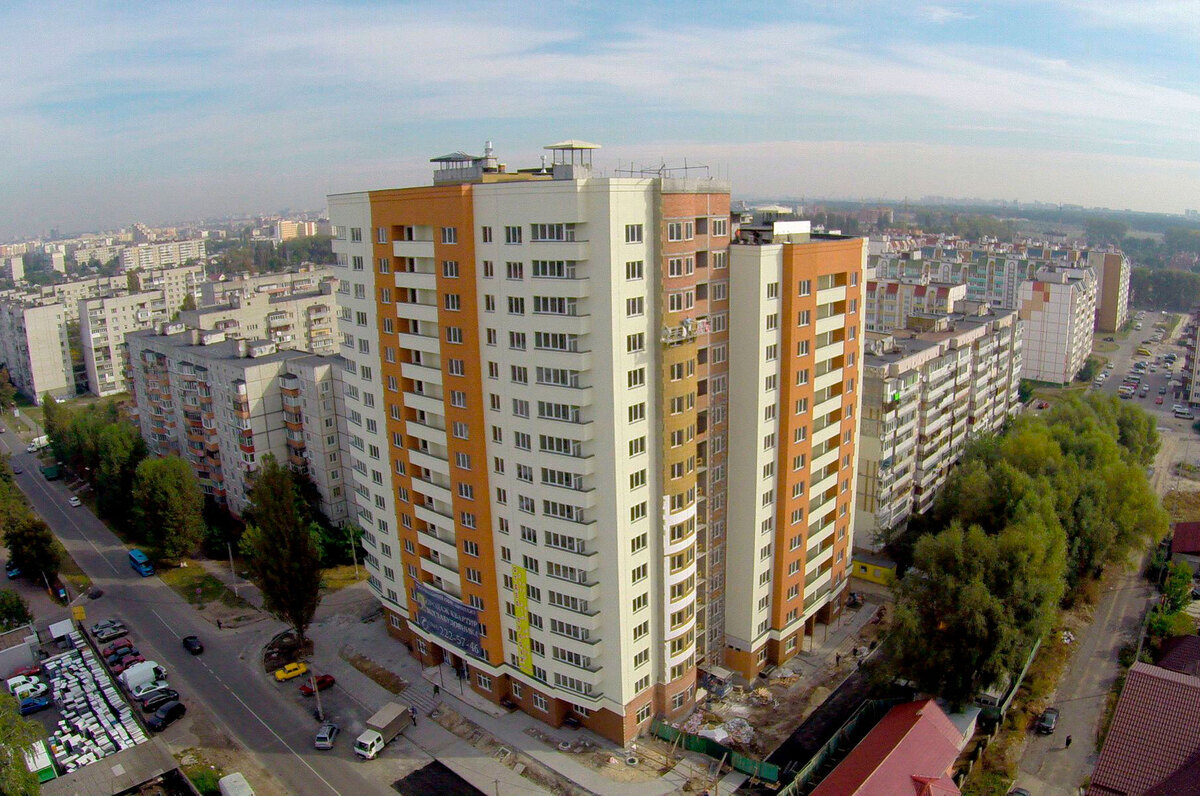 ����� ����