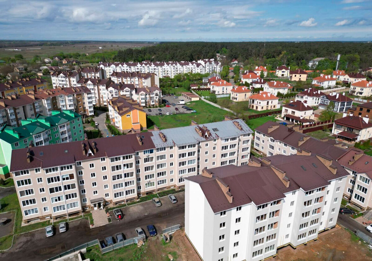 ����� ³���� ����