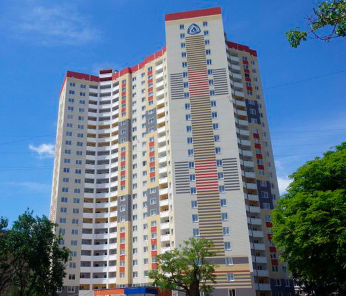 ����� ����