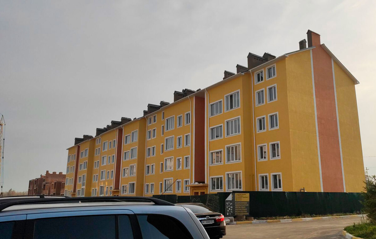 ����� ³���� ����