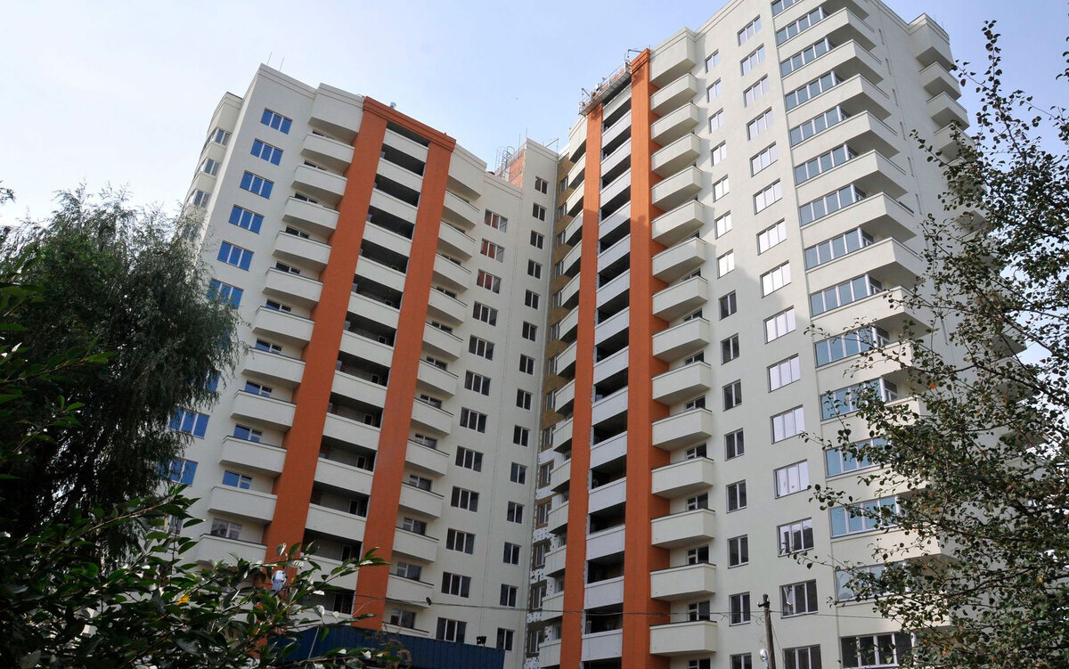 ����� ����