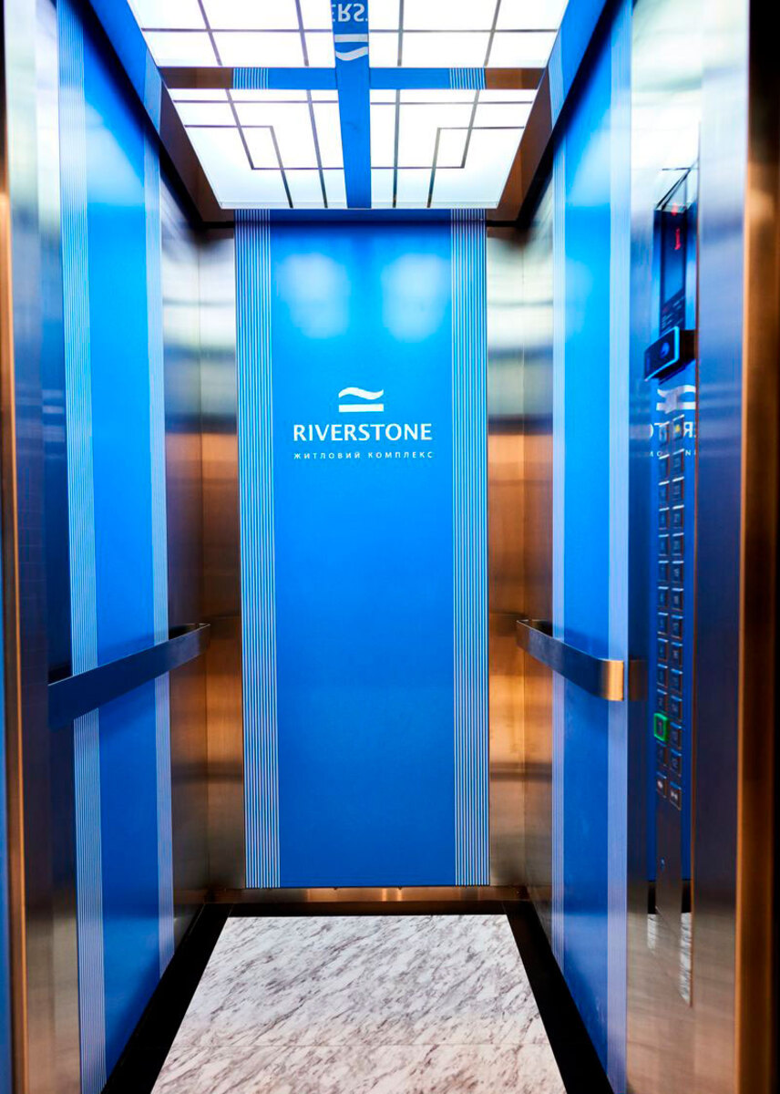 River Stone ����