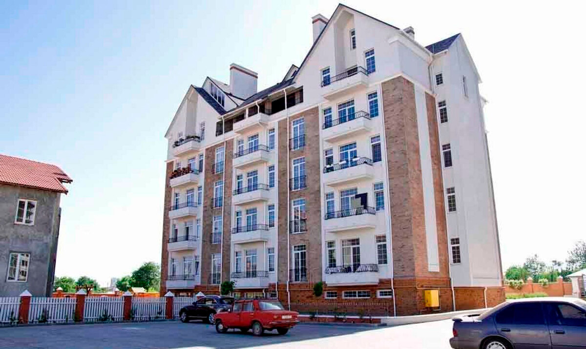 English house (������� ���) ����