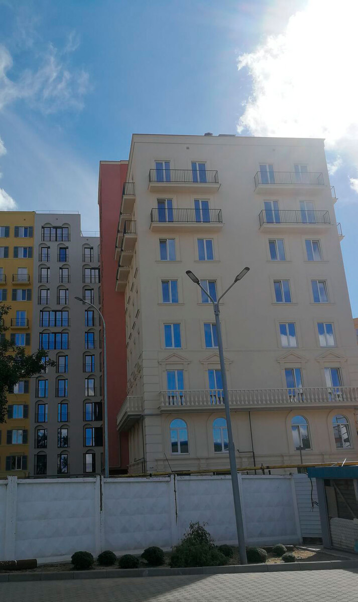 Via Roma ����