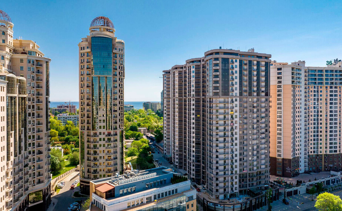 ����� ����