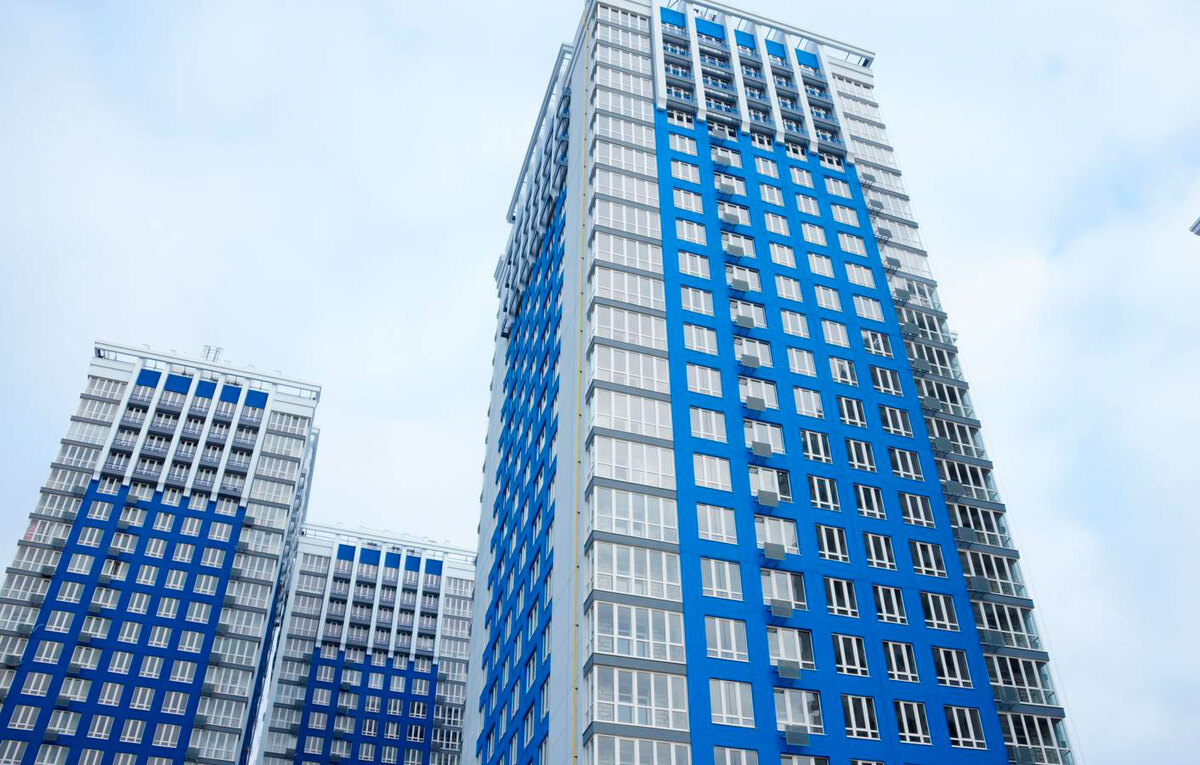 ����� ����