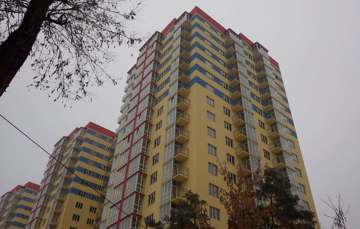 ����� ����