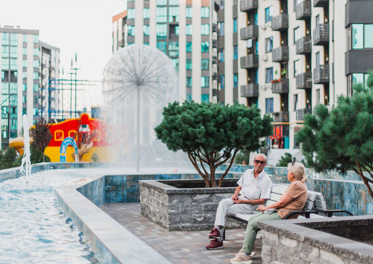 �-������� ����